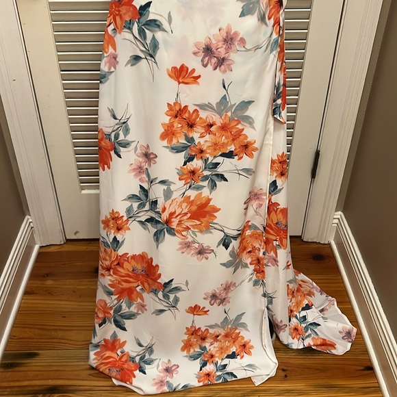 Lulus Bloom With a View White Floral Print Two-Piece Maxi Dress in White Floral - Picture 8 of 17